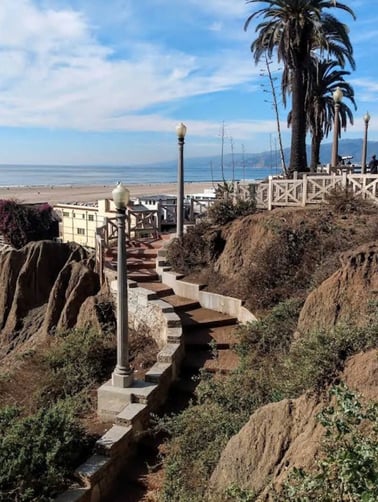 Tides & Treasures: The Santa Monica Mystery Quest