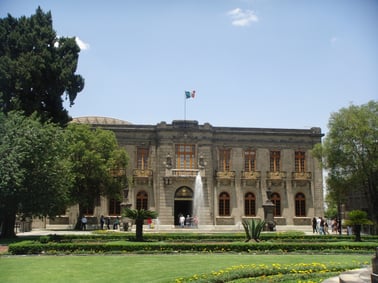 Chapultepec Quest: Castles, Culture & City Secrets